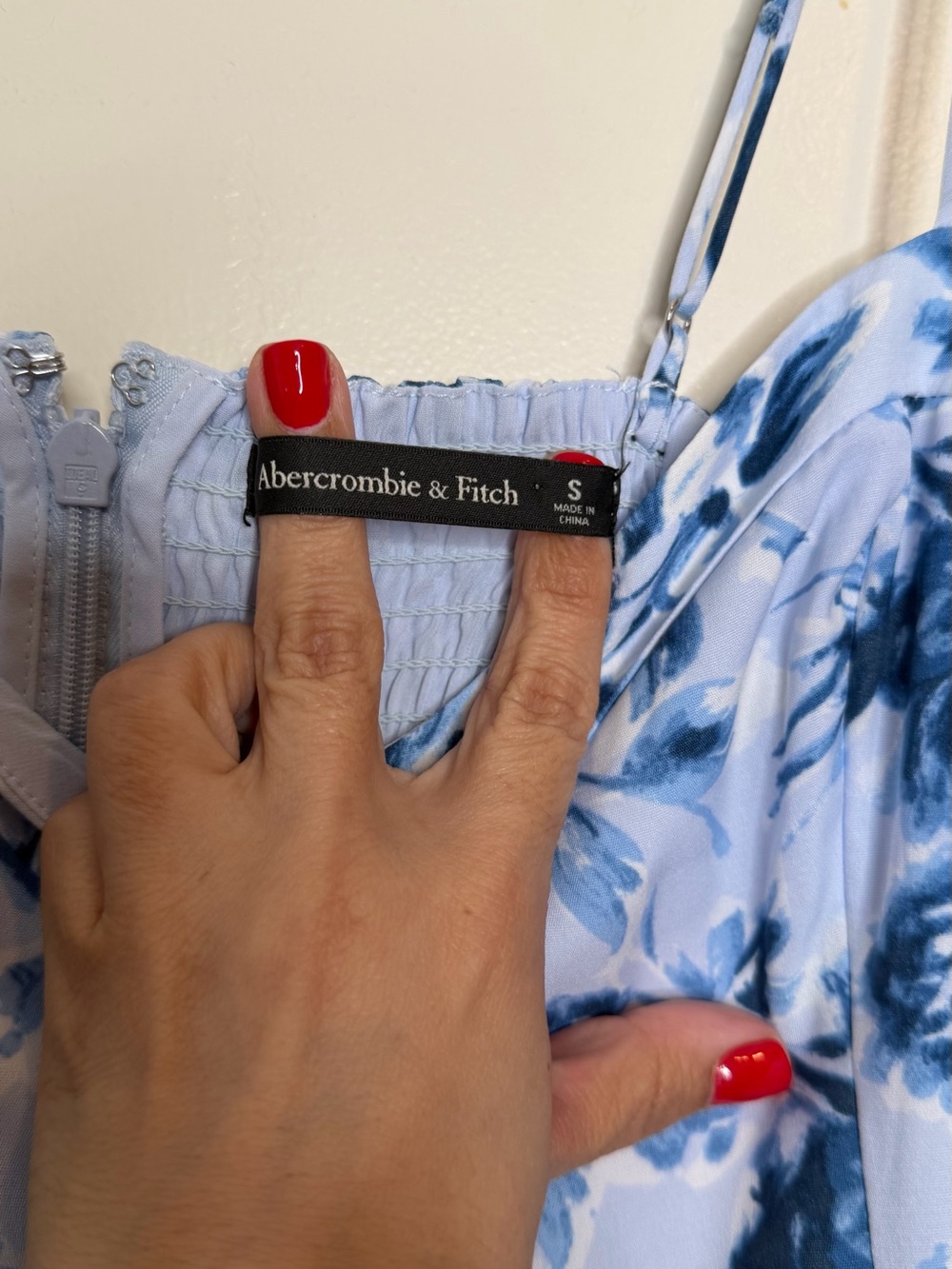 Abercrombie & Fitch White and Blue Floral Maxi Dress - Picture 6 of 9